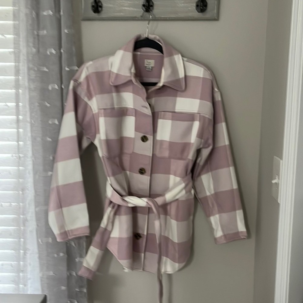 New Day (Target) shacket. Pinky mauve and off white. Super soft.